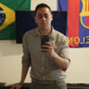 Meet your Posher, Luis